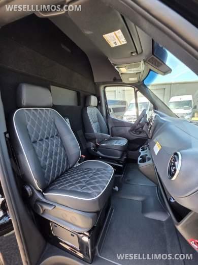 2026 Global Motor Coach Mercedes-Benz Sprinter Executive Shuttle Brand New Ready to Go - Executive Shuttle for Sale in Erie, PA - Photo 11