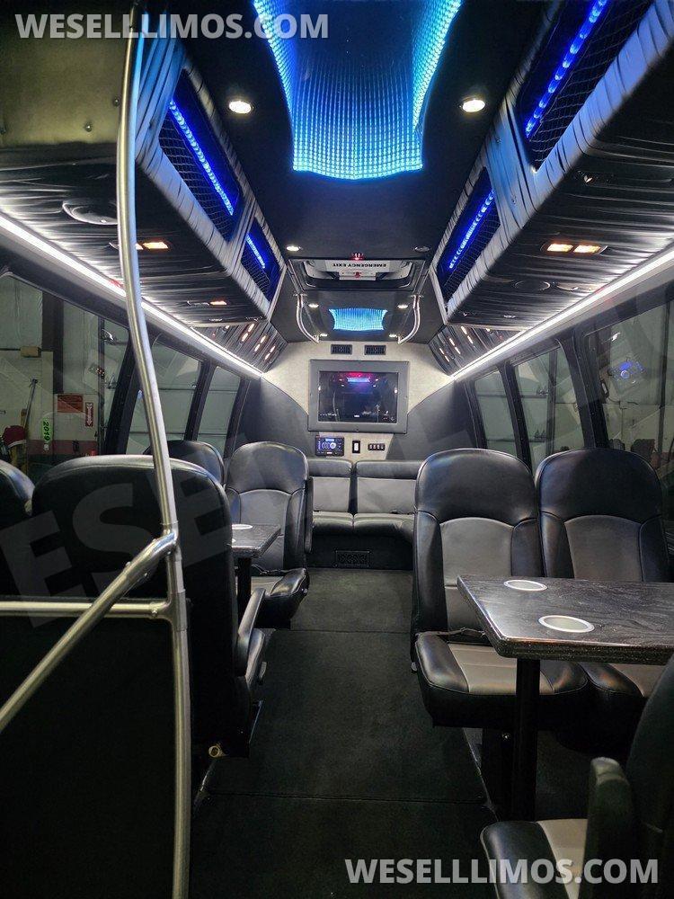 Limo Bus for Sale in Erie, PA - Photo 10