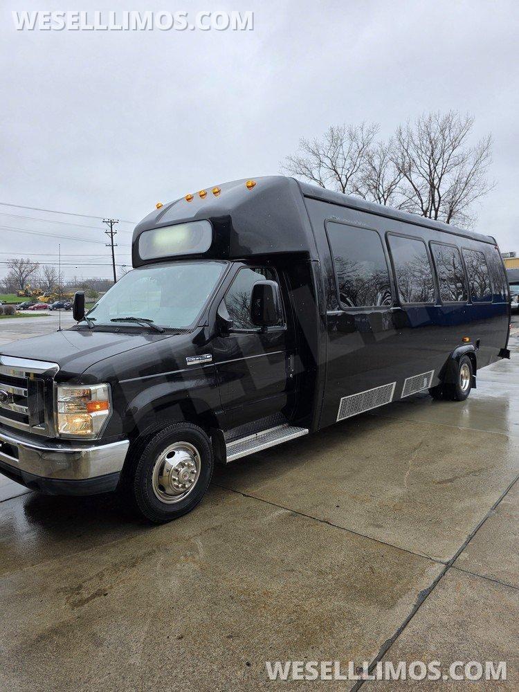 Limo Bus for Sale in Erie, PA - Photo 30