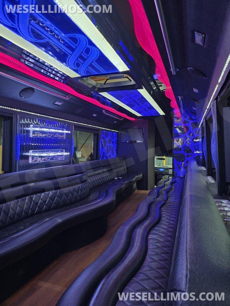 Limo Bus for Sale in Erie, PA - Photo 7