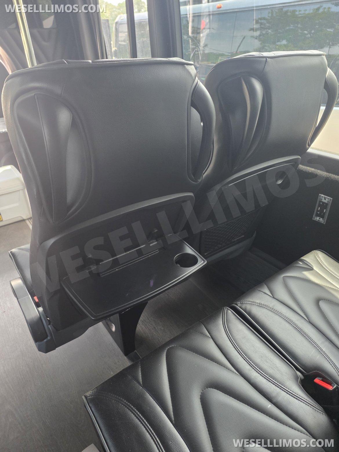 Executive Shuttle for Sale in CHARLESTON, SC - Photo 6