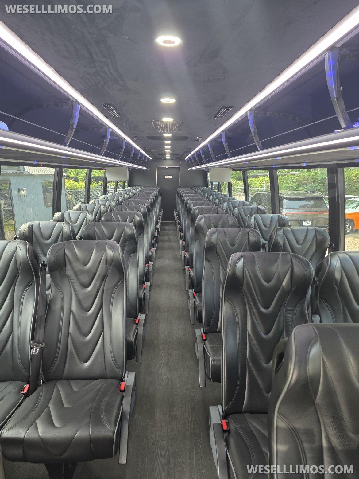 Executive Shuttle for Sale in CHARLESTON, SC - Photo 7