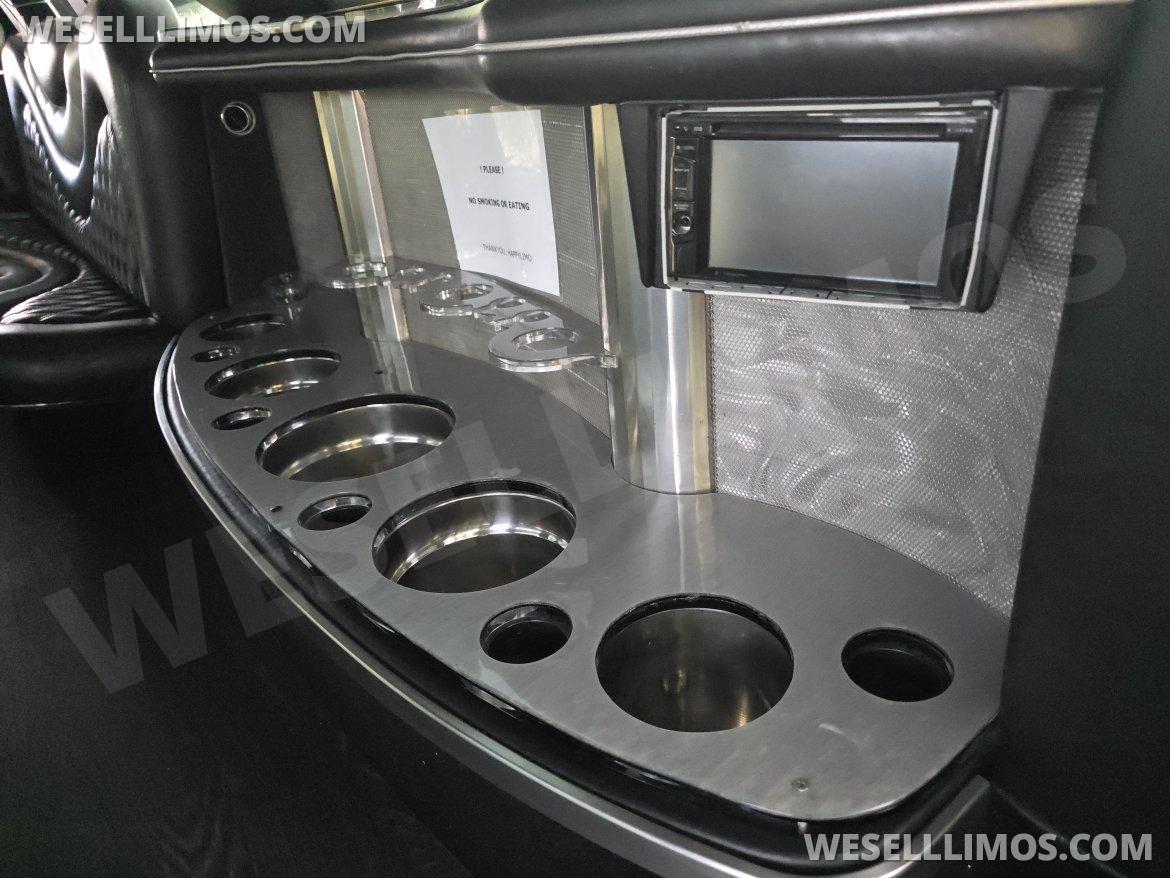 SUV Stretch for Sale in Orlando, FL - Photo 13