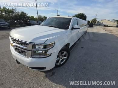 2016 Pinnacle Chevrolet Suburban SUV Stretch - SUV Stretch for Sale in Orlando, FL - Photo 17