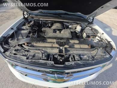 2016 Pinnacle Chevrolet Suburban SUV Stretch - SUV Stretch for Sale in Orlando, FL - Photo 20