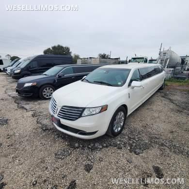 2018 Tiffany Lincoln MKT SUV Stretch - SUV Stretch for Sale in Orlando, FL - Photo 3