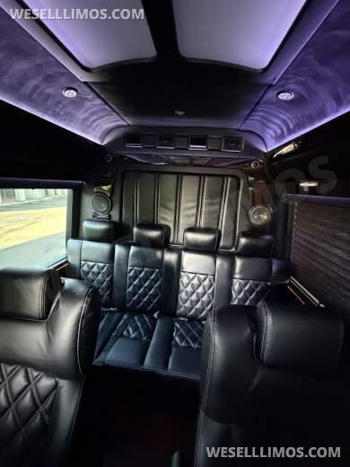 2014 Mercedes-Benz 2500 Executive Shuttle Style Corporate Sprinter Executive Coach Builder - Sprinter for Sale in Encino, CA - Photo 15