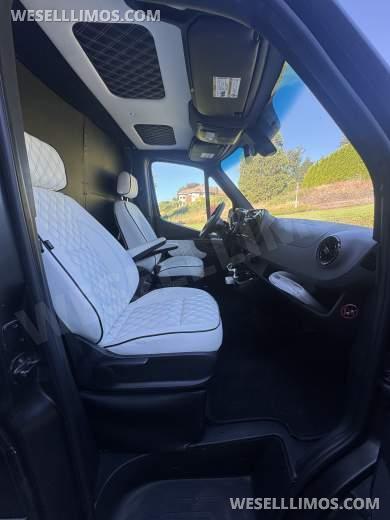 2019 Midwest Automotive Designs Mercedes Sprinter 2500 170" Executive Shuttle - Executive Shuttle for Sale in Salem, OR - Photo 5