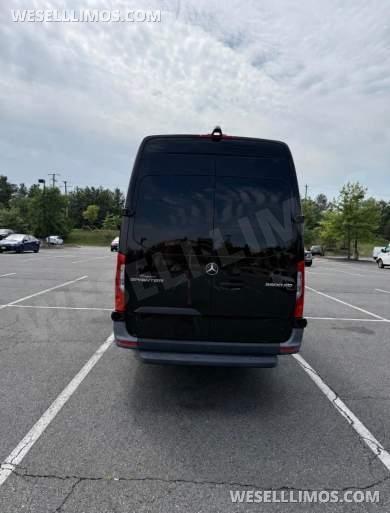 2022 Westwind Coachworks Mercedes-Benz 3500 Executive Sprinter Sprinter - Sprinter for Sale in Gainesville, VA - Photo 8