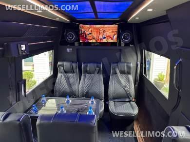 2022 Westwind Coachworks Mercedes-Benz 3500 Executive Sprinter Sprinter - Sprinter for Sale in Gainesville, VA - Photo 21