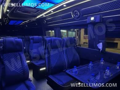 2022 Westwind Coachworks Mercedes-Benz 3500 Executive Sprinter Sprinter - Sprinter for Sale in Gainesville, VA - Photo 24