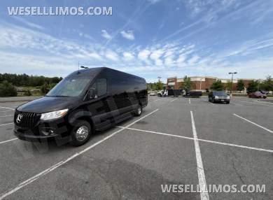 2022 Westwind Coachworks Mercedes-Benz 3500 Executive Sprinter Sprinter - Sprinter for Sale in Gainesville, VA - Photo 36