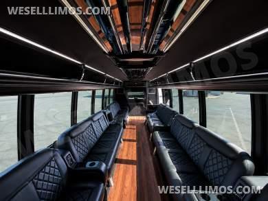 2015 Ford F-550 Diesel Limo/Party Bus Grech Coach Builder - Limo Bus for Sale in Las Vegas, NV - Photo 16