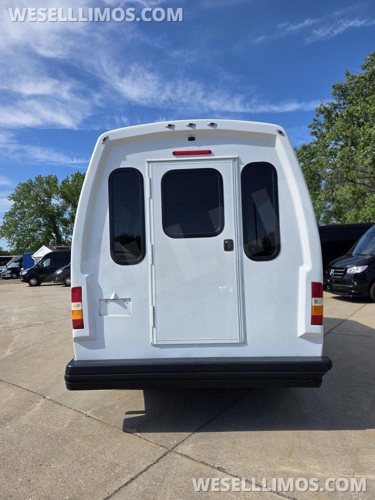 Shuttle Bus for Sale in Erie, PA - Photo 8
