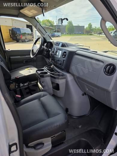 2014 KSIR Ford E450 Shuttle Bus - Shuttle Bus for Sale in Erie, PA - Photo 15