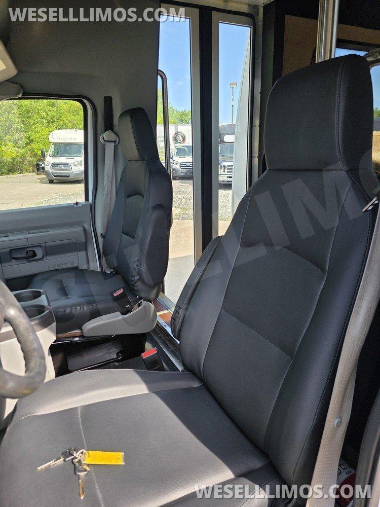 Shuttle Bus for Sale in Erie, PA - Photo 16