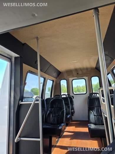 2014 KSIR Ford E450 Shuttle Bus - Shuttle Bus for Sale in Erie, PA - Photo 19
