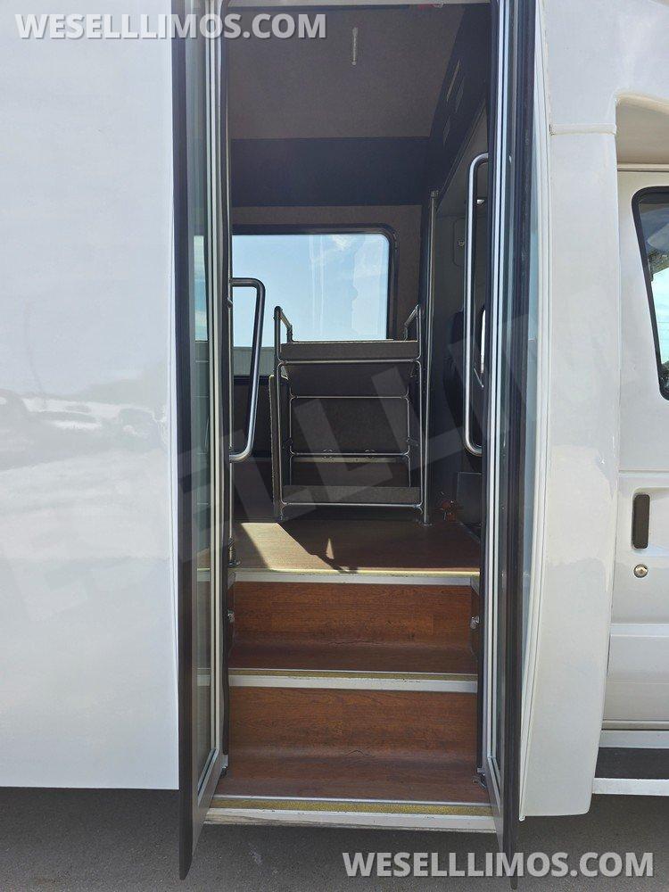 Shuttle Bus for Sale in Erie, PA - Photo 20