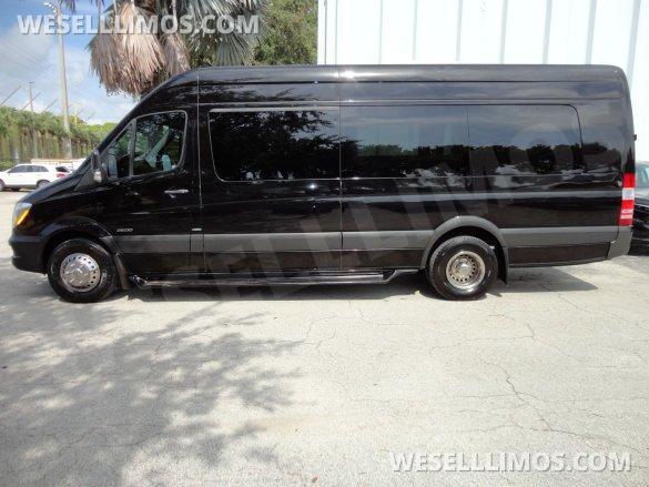 2016 Mercedes-Benz Sprinter 3500 Sprinter for Sale in Delray Beach, FL - Photo 2