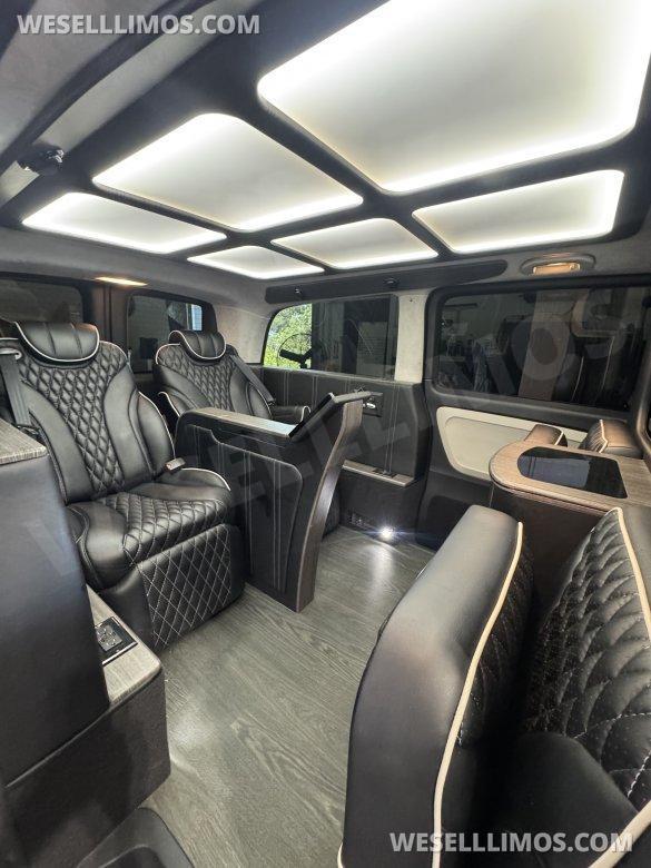 2020 Mercedes Metris CEO CEO SUV Mobile Office for Sale in Springfield, MO - Photo 3