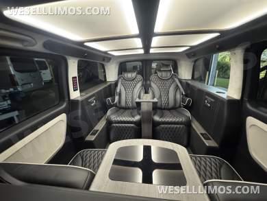 2020 First Class Customs, Inc. Mercedes Metris CEO CEO SUV Mobile Office - CEO SUV Mobile Office for Sale in Springfield, MO - Photo 6