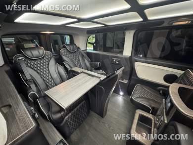 2020 First Class Customs, Inc. Mercedes Metris CEO CEO SUV Mobile Office - CEO SUV Mobile Office for Sale in Springfield, MO - Photo 8