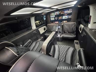2020 First Class Customs, Inc. Mercedes Metris CEO CEO SUV Mobile Office - CEO SUV Mobile Office for Sale in Springfield, MO - Photo 17