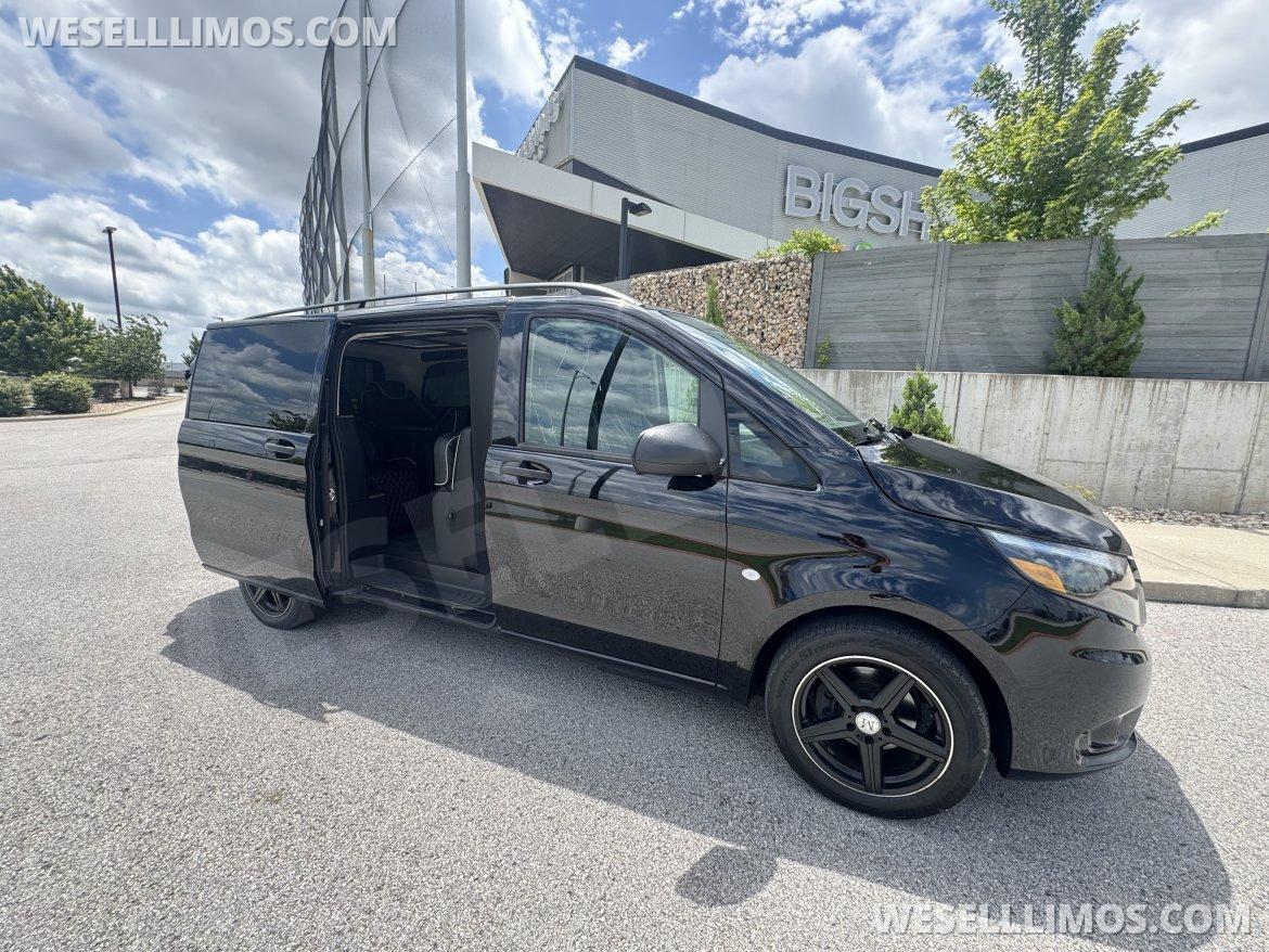 CEO SUV Mobile Office for Sale in Springfield, MO - Photo 21