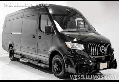 2024 Mercedes Sprinter 3500 Sprinter - Sprinter for Sale in Irving, TX - Photo 5