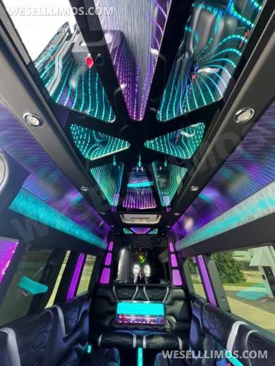 2024 Mercedes Sprinter 3500 Sprinter - Sprinter for Sale in Irving, TX - Photo 9
