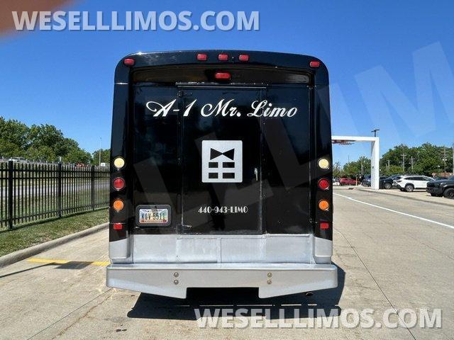 Limo Bus for Sale in Cleveland, OH - Photo 14