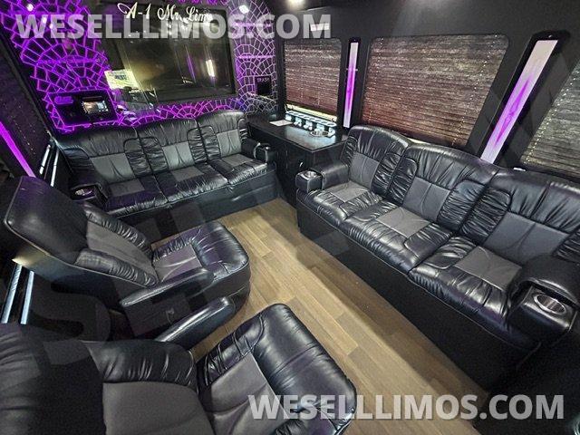 Limo Bus for Sale in Cleveland, OH - Photo 6