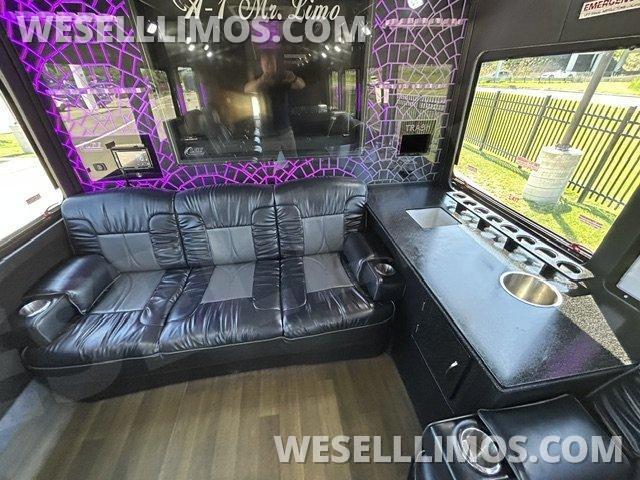 Limo Bus for Sale in Cleveland, OH - Photo 9