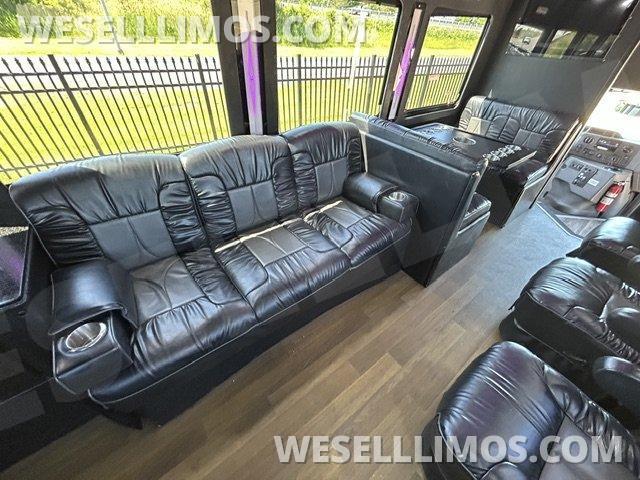 Limo Bus for Sale in Cleveland, OH - Photo 11