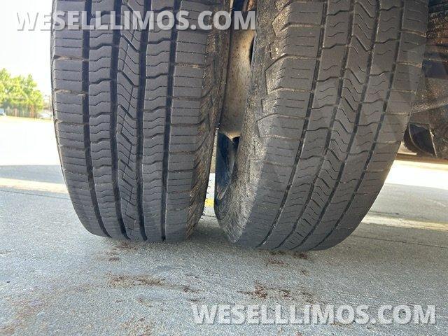 Limo Bus for Sale in Cleveland, OH - Photo 19