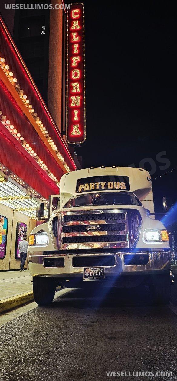 2013 FORD F650 SUPERDUTY Limo Bus for Sale in Las Vegas, NV - Photo 2