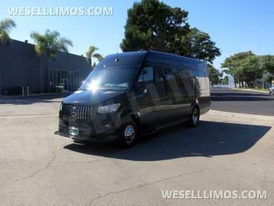 2025 Executive Coach Builders Mercedes Benz 3500 Sprinter Shuttle - Sprinter for Sale in CARSON, CA - Photo 10