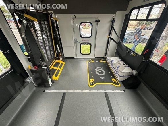 2026 Ford E-450 Super Duty ADA Passenger Bus Shuttle Bus for Sale in CARSON, CA - Photo 3