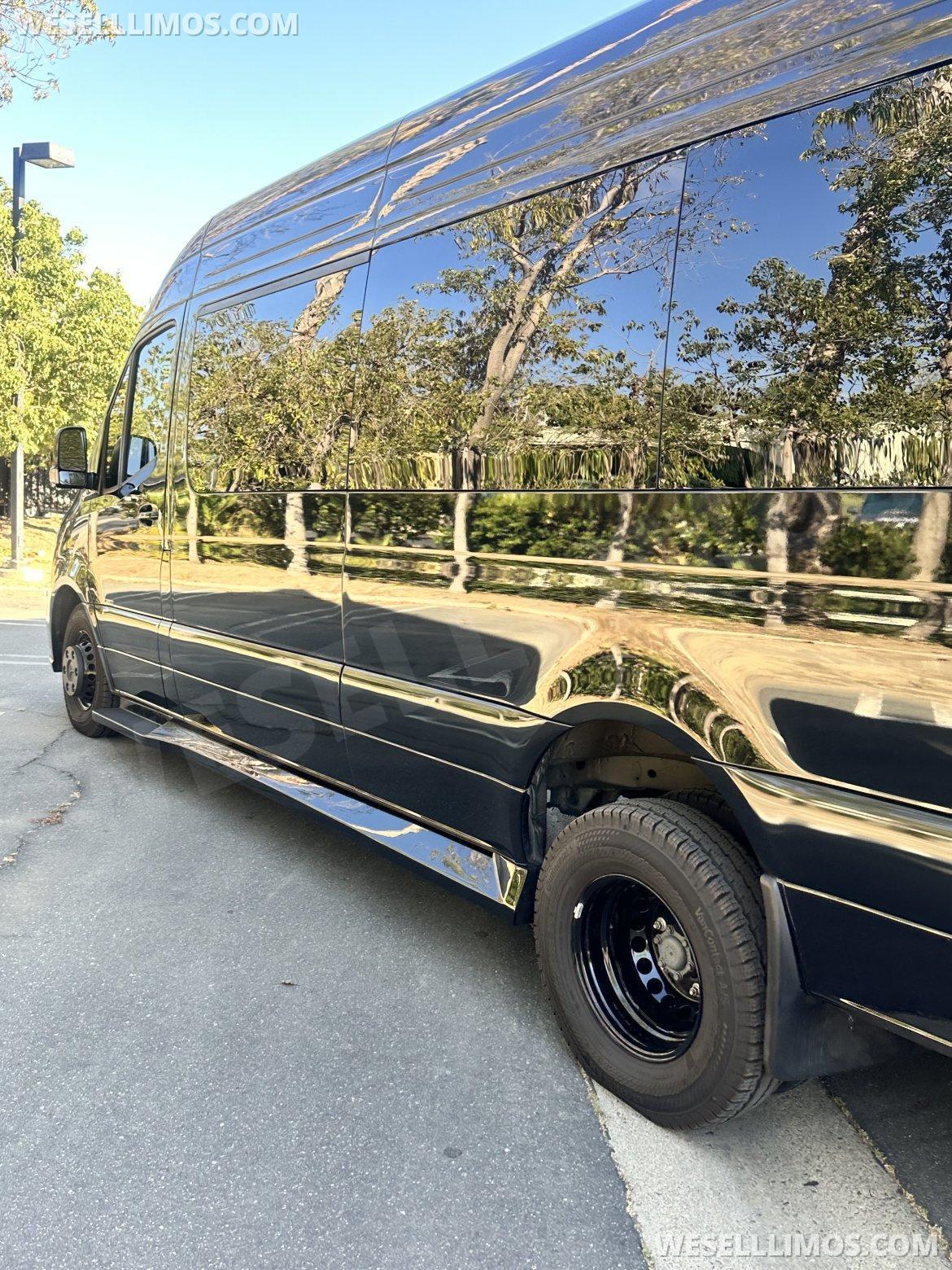 CEO SUV Mobile Office for Sale in Newport Beach, CA - Photo 2