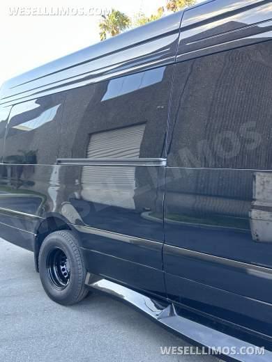 2024 Elite Builders Mercedes Sprinter 3500 Elite Maybach CEO CEO SUV Mobile Office - CEO SUV Mobile Office for Sale in Newport Beach, CA - Photo 3