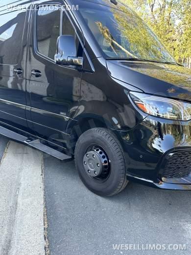 2024 Elite Builders Mercedes Sprinter 3500 Elite Maybach CEO CEO SUV Mobile Office - CEO SUV Mobile Office for Sale in Newport Beach, CA - Photo 4