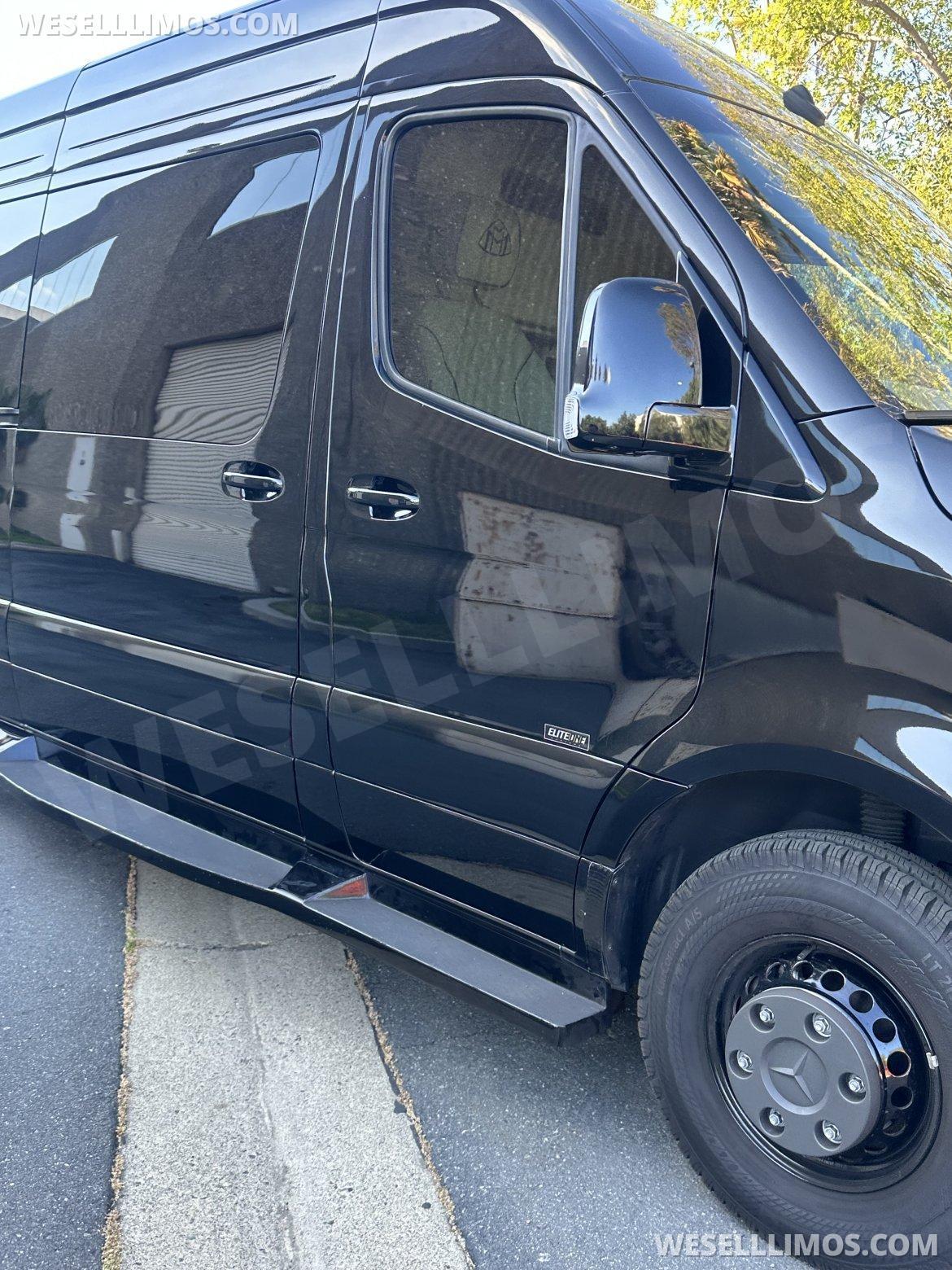 CEO SUV Mobile Office for Sale in Newport Beach, CA - Photo 5