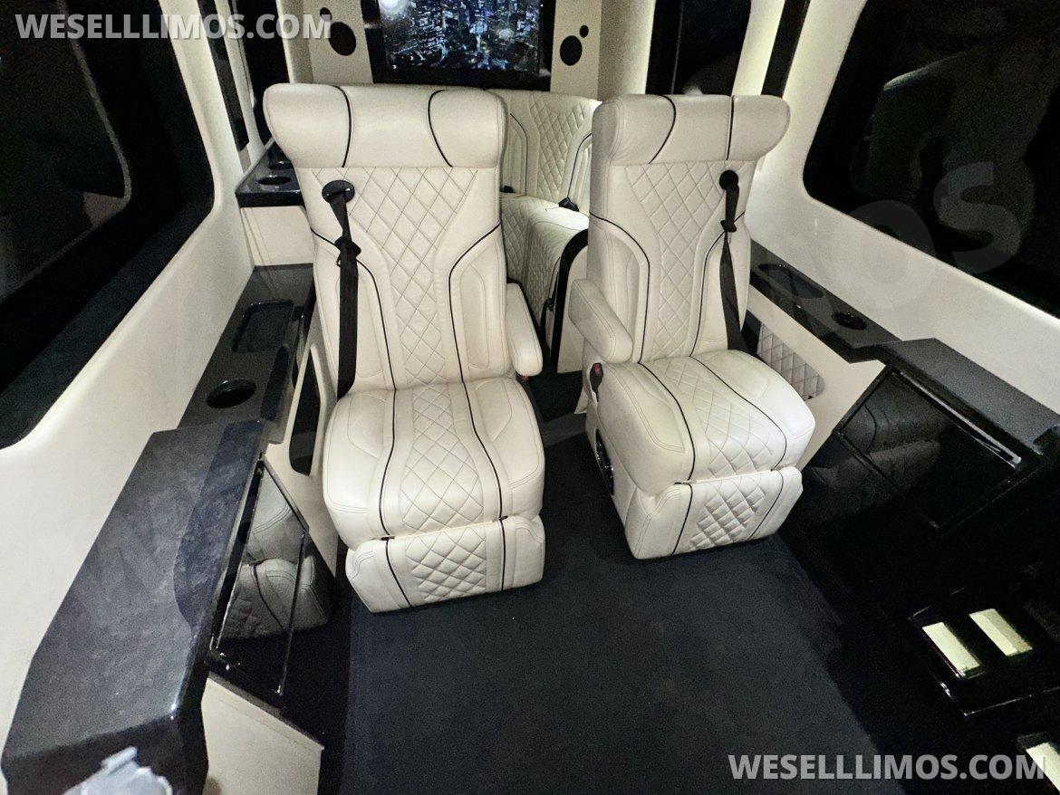 CEO SUV Mobile Office for Sale in Newport Beach, CA - Photo 11