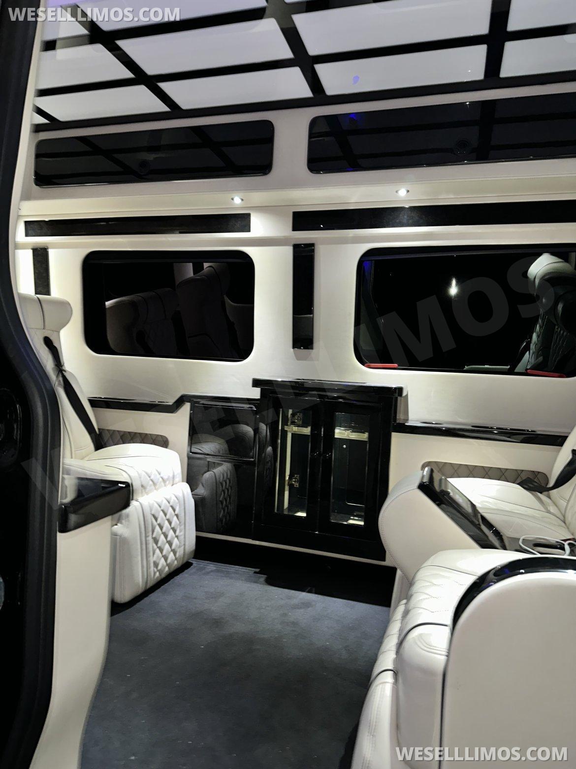 CEO SUV Mobile Office for Sale in Newport Beach, CA - Photo 19