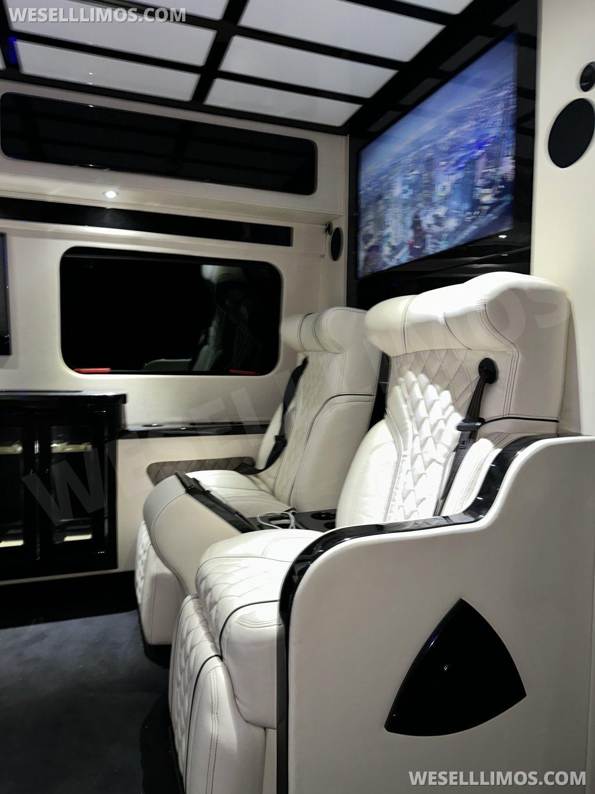 CEO SUV Mobile Office for Sale in Newport Beach, CA - Photo 20