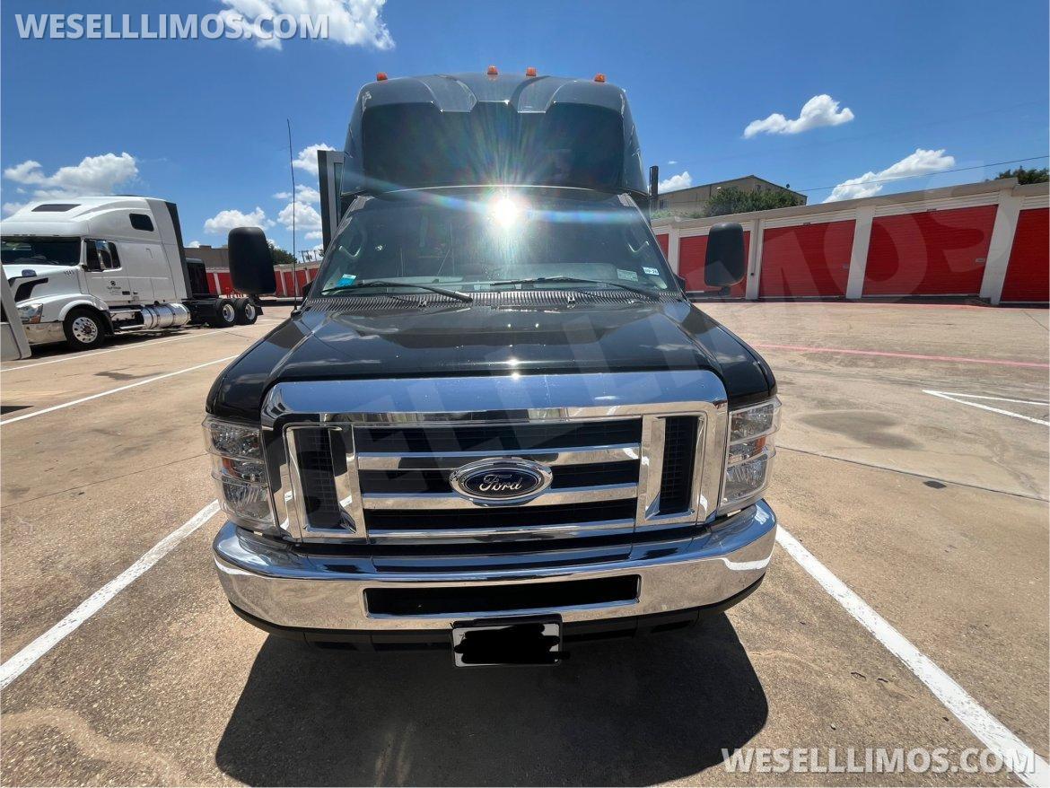 Executive Shuttle for Sale in Austin, TX - Photo 2