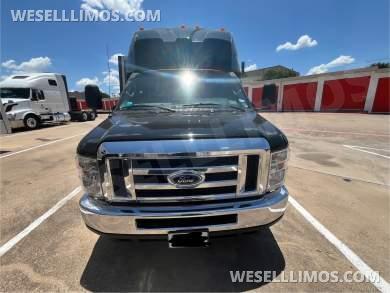 2019 Ford E350 Executive Shuttle for Sale in Austin, TX - Photo 2