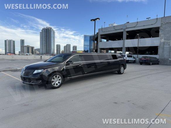 2018 Lincoln MKT Limousine for Sale in Las Vegas, NV - Photo 2