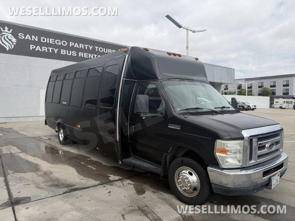 2008 Ford E450 Limo Bus for Sale in San Diego, CA - Photo 2