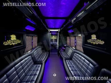 2011 Ford 750 Limo Bus with Restroom - Limo Bus for Sale in San Diego, CA - Photo 5